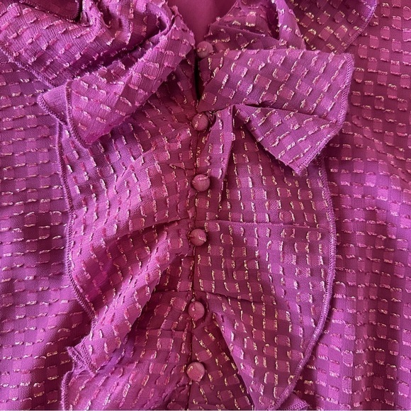 Nanette Lepore top with long sleeves, raglan cut, ruffled,  loose fitting - Picture 10 of 12